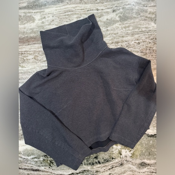 Lululemon Rubbed Funnel Neck Pullover Heathered Black - Picture 4 of 7
